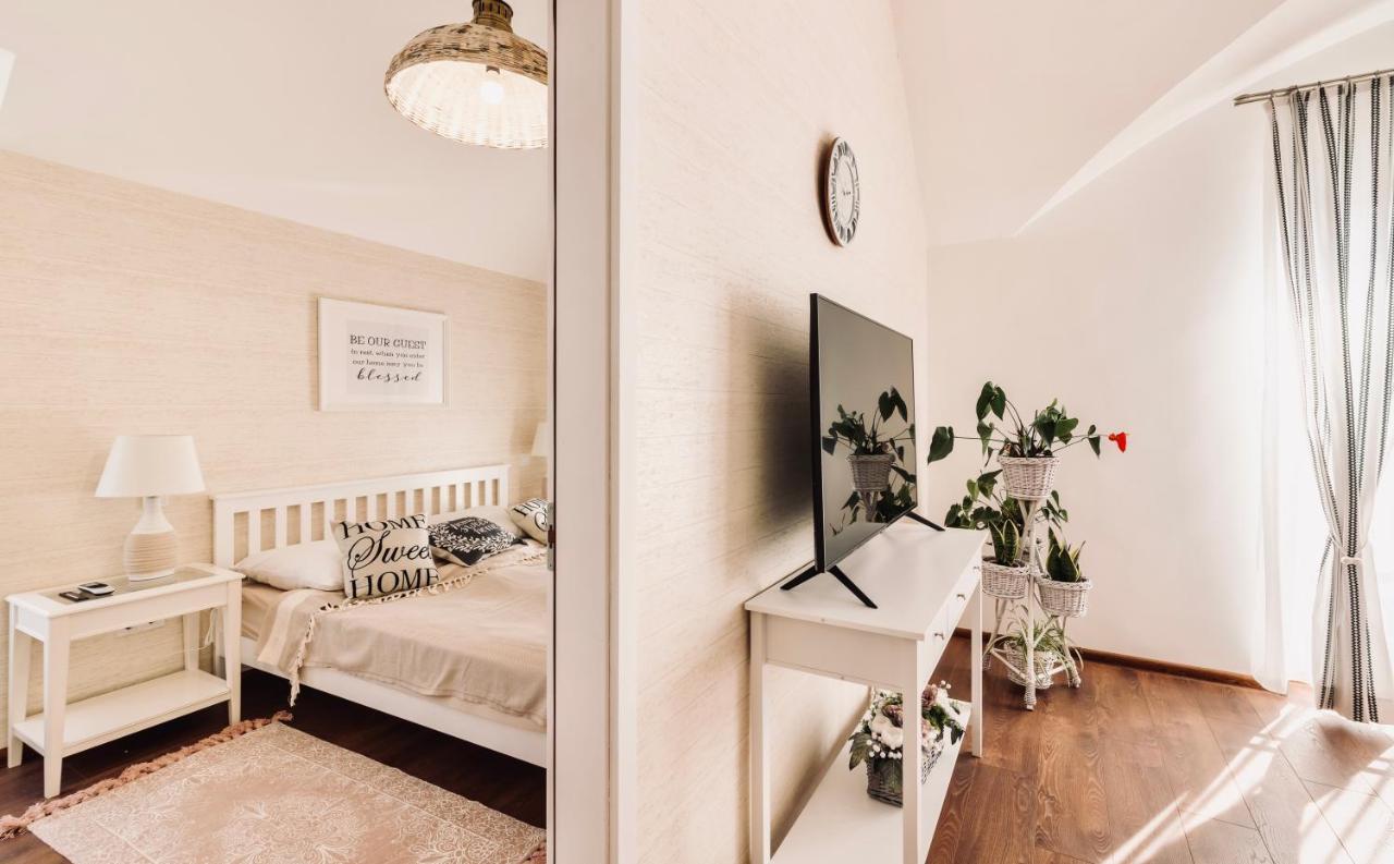 Monarchia Cottage Apartman Mosonmagyaróvár Esterno foto