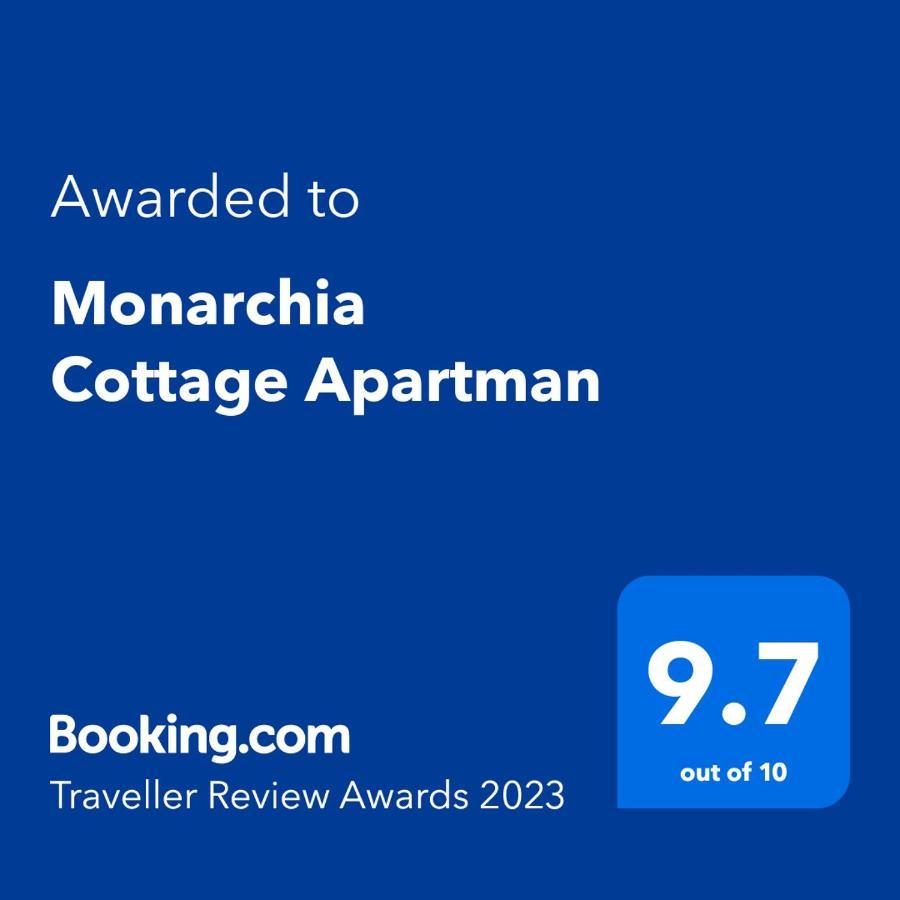 Monarchia Cottage Apartman Mosonmagyaróvár Esterno foto